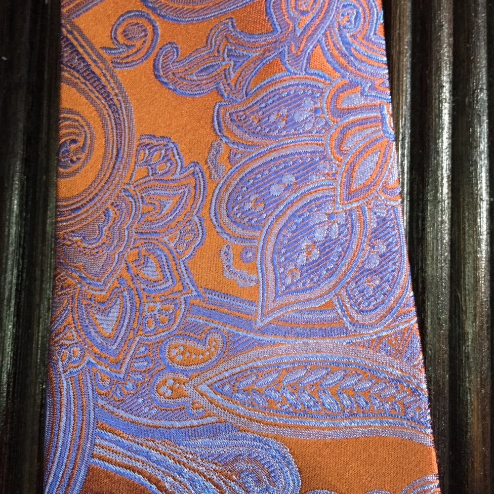 Michael Kors orange paisley tie